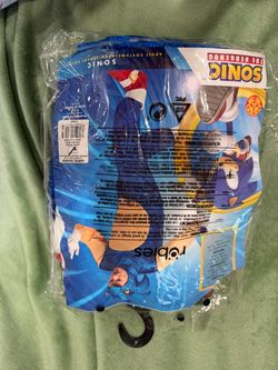 Sonic costume (adult)