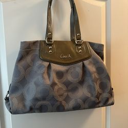 Coach Purse And Wallet Gray