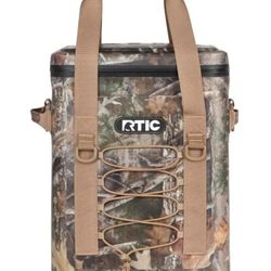 RTIC Backpack Cooler. -Kanati Camo