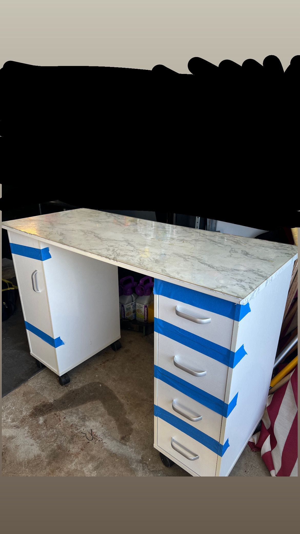 Nail Table 