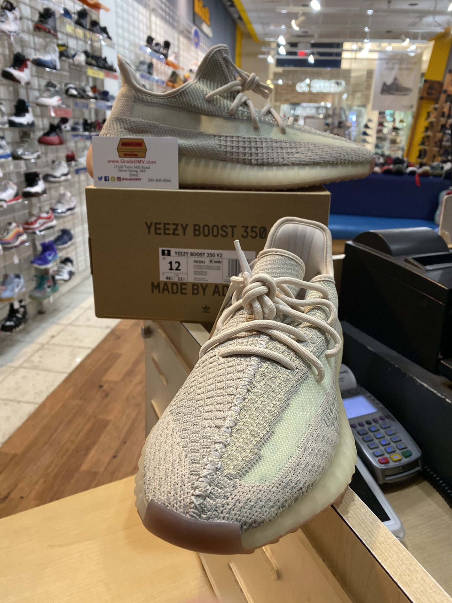 Brand New Adidas Yeezy Boost 350 V2 Citrin Non-Reflective Size 12