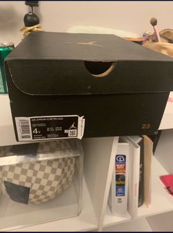 Jordan 12s