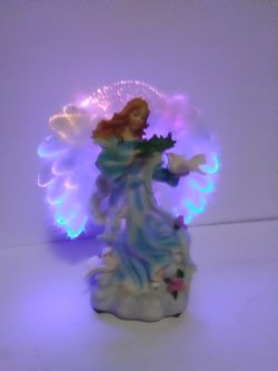 Vintage Classic Treasures Musical Collectible Fiber Optic Angel Figurine