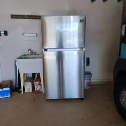 Refrigerator Freezer 