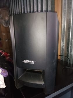 Bose subwoofer and 2 Bose speakers
