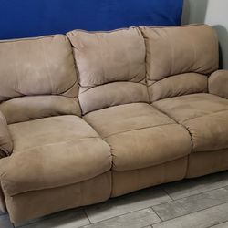 Reclining  Sofa