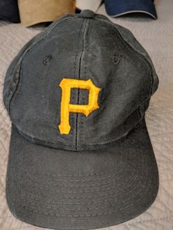 Pittsburg hat one size fits all