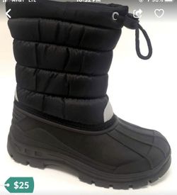 Kids snow boots size 2. 3. 4