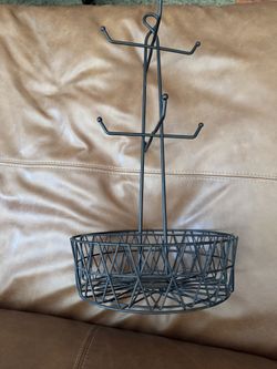 Coffee station mug holder