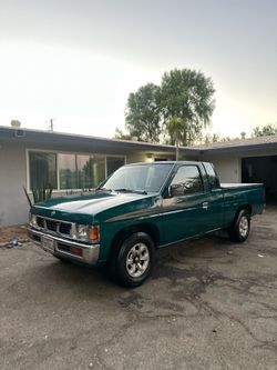 Nissan 1997 pick up XE