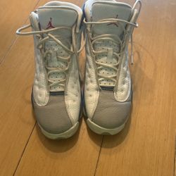 Jordan 13 Retro size 7y