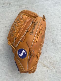 Spalding Ultimate Series Softball Glove