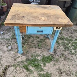 Compact Work Bench Table Station Vintage Antique Classic Shop Garage Tools Tool Cool Display