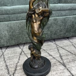 Bronze Nude Sculpture Signed 1986 By E. Peynot ))