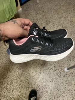 Sketchers Woman