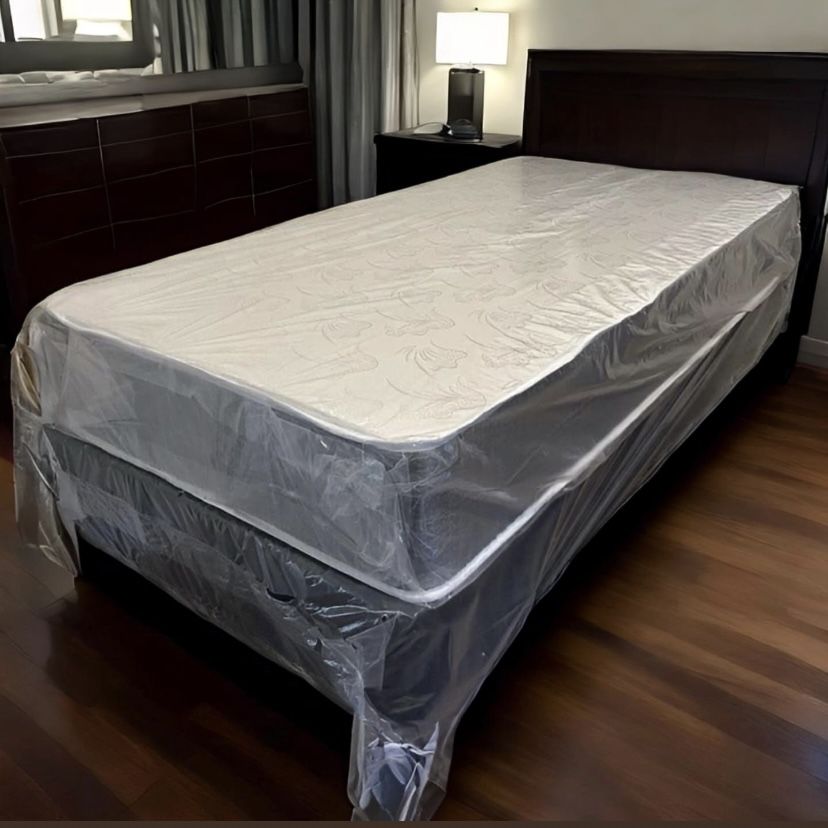 Twin Size Mattress 10 Inches Thick Also Available in Full, Queen, King Same Day Delivery 🚚 New From Factory With its Plastic