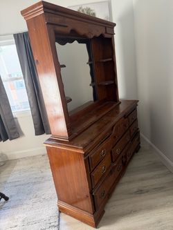 Dresser