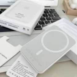 Apple magsafe battery pack
