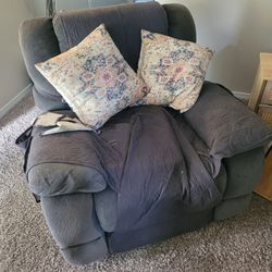 RECLINERS