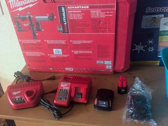 New Milwaukee M12 & M18  Charger + Battery 