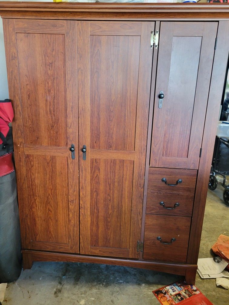 Computer Desk