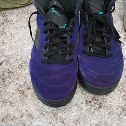 Jordans Retro Alternative Grape Size 10.5