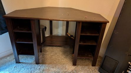 IKEA BRUSALI Corner Computer  Desk