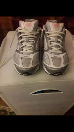 Nike woman like new 8