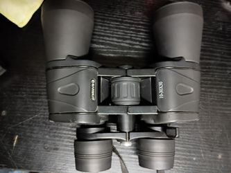 BARSKA 10-30X50 and DISCOVERY CHANNEL 8X22 BINOCULARS