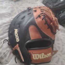 Wilson A2000 First Base Glove