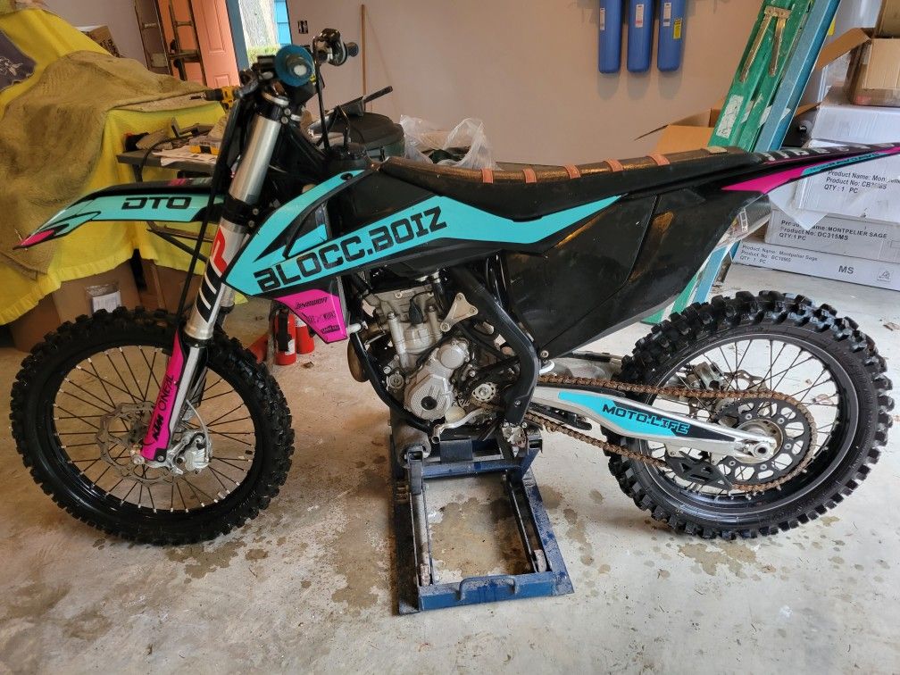 2016 KTM SX-F