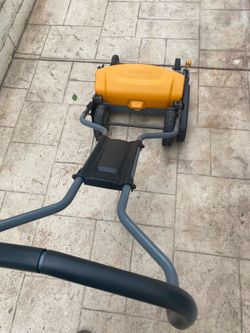 Fiskars push mower