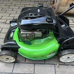 Lawnboy 21” Self Propelled Lawn Mower/Lawnmower