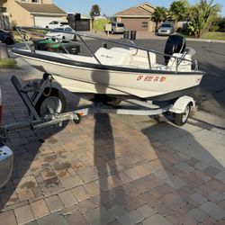 2008 Boston whaler Sport 13