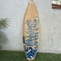 Turtle 5”7 surfboard