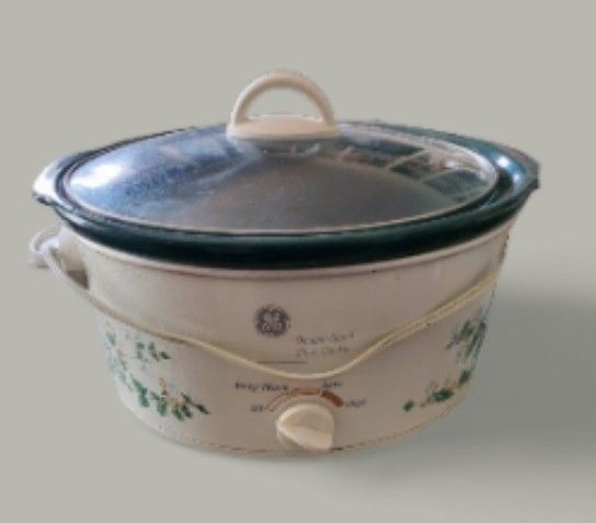 Vintage G.E. Slow Cooker 6 Qt.