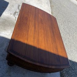 Tommy bahama coffee table