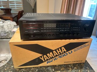 Yamaha AVX-100U stereo amp
