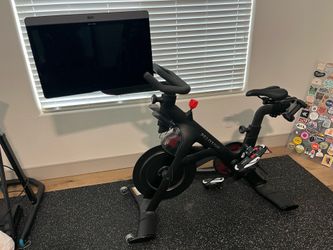 Peloton bike+ bike plus