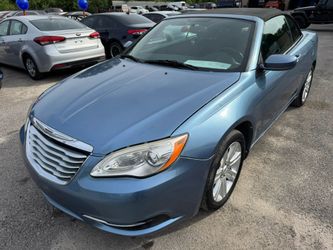 2011 Chrysler 200 Touring 