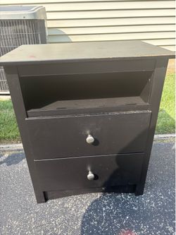 Wood Nightstand/End Table