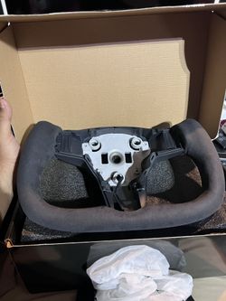 Yoke Steering Wheel For Tesla