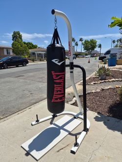Everlasting HeavyBag and stand