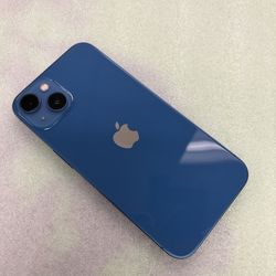 Iphone 13 256gb unlocked sold with store warranty 