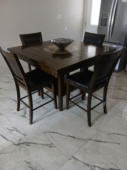 Dinning table