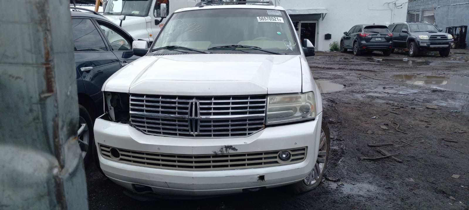 Lincoln Navigator 2009 Full Parts Out