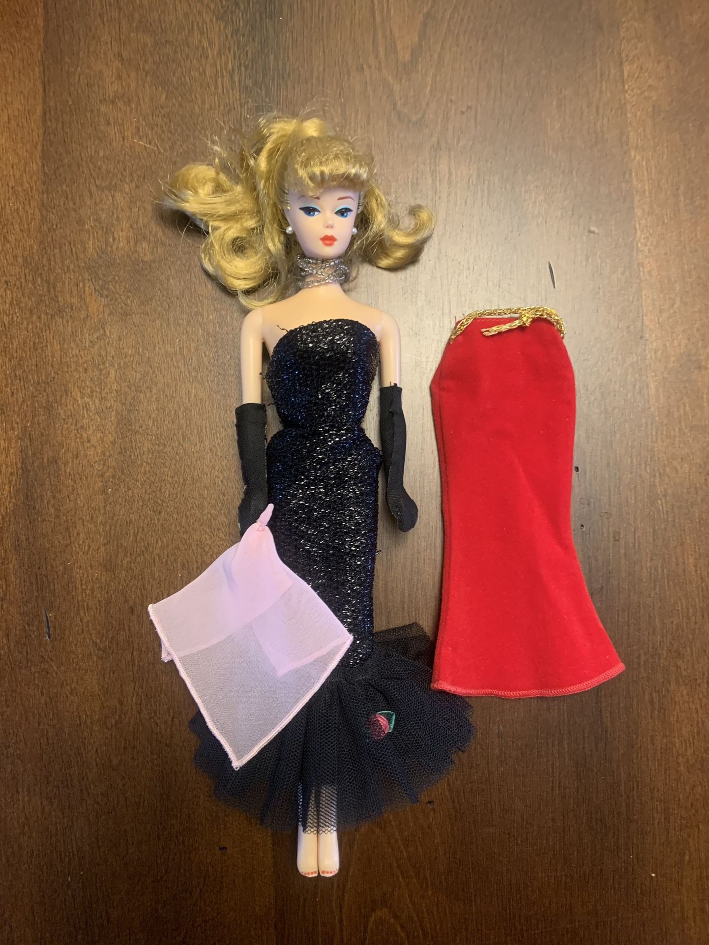 Vintage 1995 Solo In The Spotlight Barbie Doll