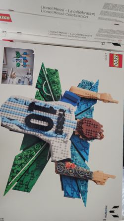Argentina/Lionel Messi–Celebration LEGO Edition #43018