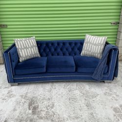 *Free Delivery* Modern Tufted Velvet Couch Sofa 