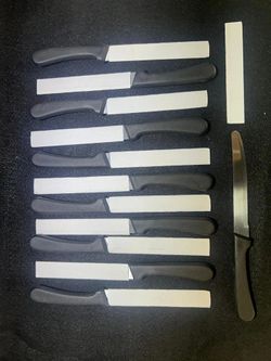 Winco Restaurant Steak Cutlery Set – Black Handle – Lot of 12